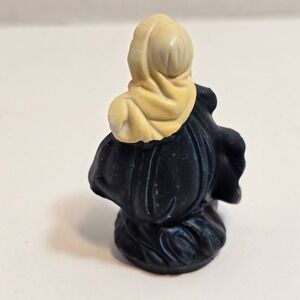 Nativity Vintage Religious Figurine Kneeling Woman Praying Nun Monk Dark Yellow